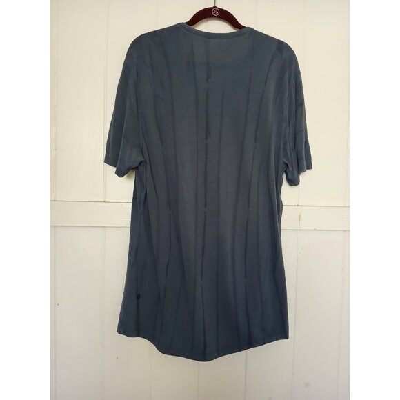 Lululemon Shirt 5 Year Basic Crew Neck Men's Large Navy Blue Tie Dye Drop Cut - Picture 2 of 7